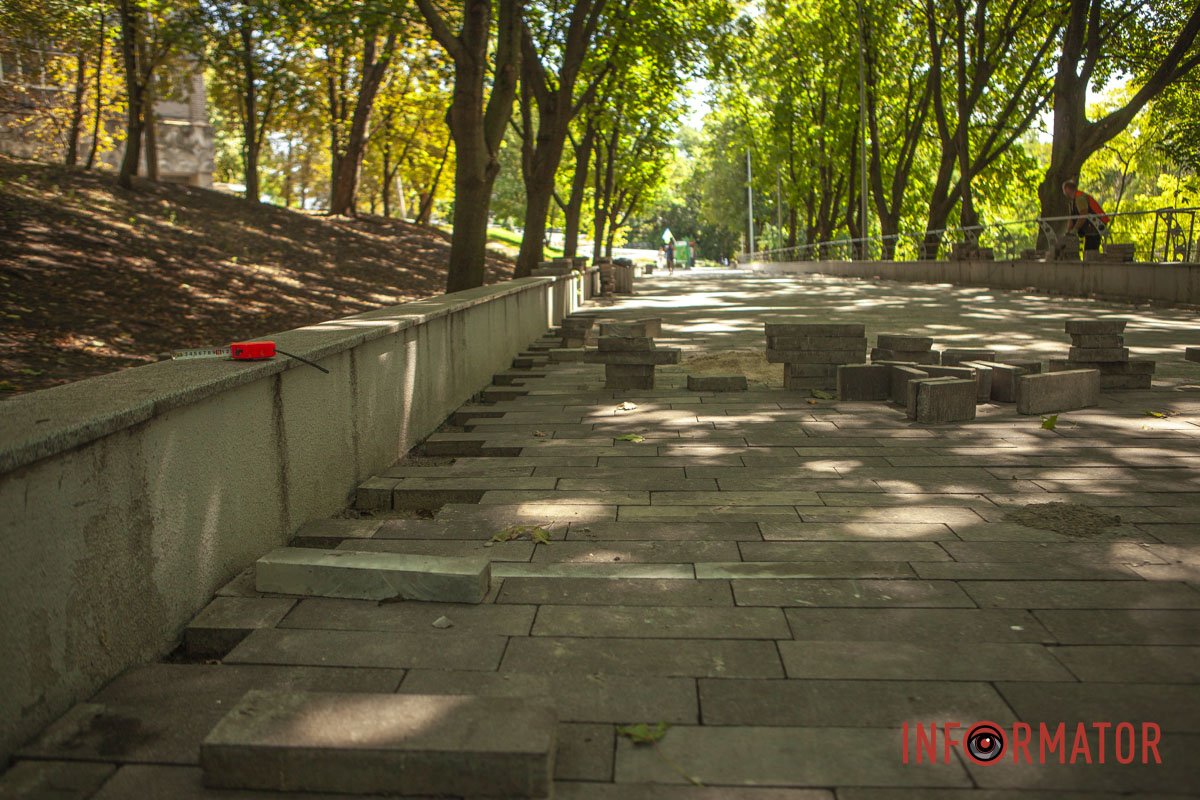 В парке Зеленый Гай произошел оползень В парке Зеленый Гай произошел оползень