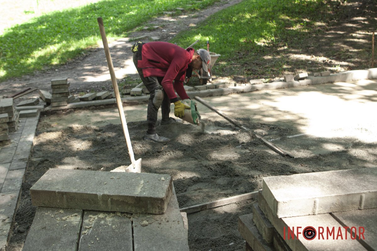 Для работ новую плитку не покупали Для работ новую плитку не покупали