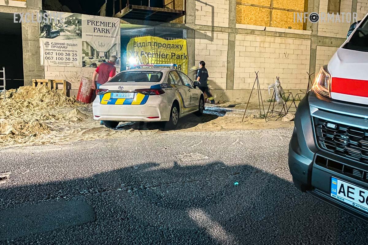 На місці події працювали медики, рятувальники та поліцейські На місці події працювали медики, рятувальники та поліцейські