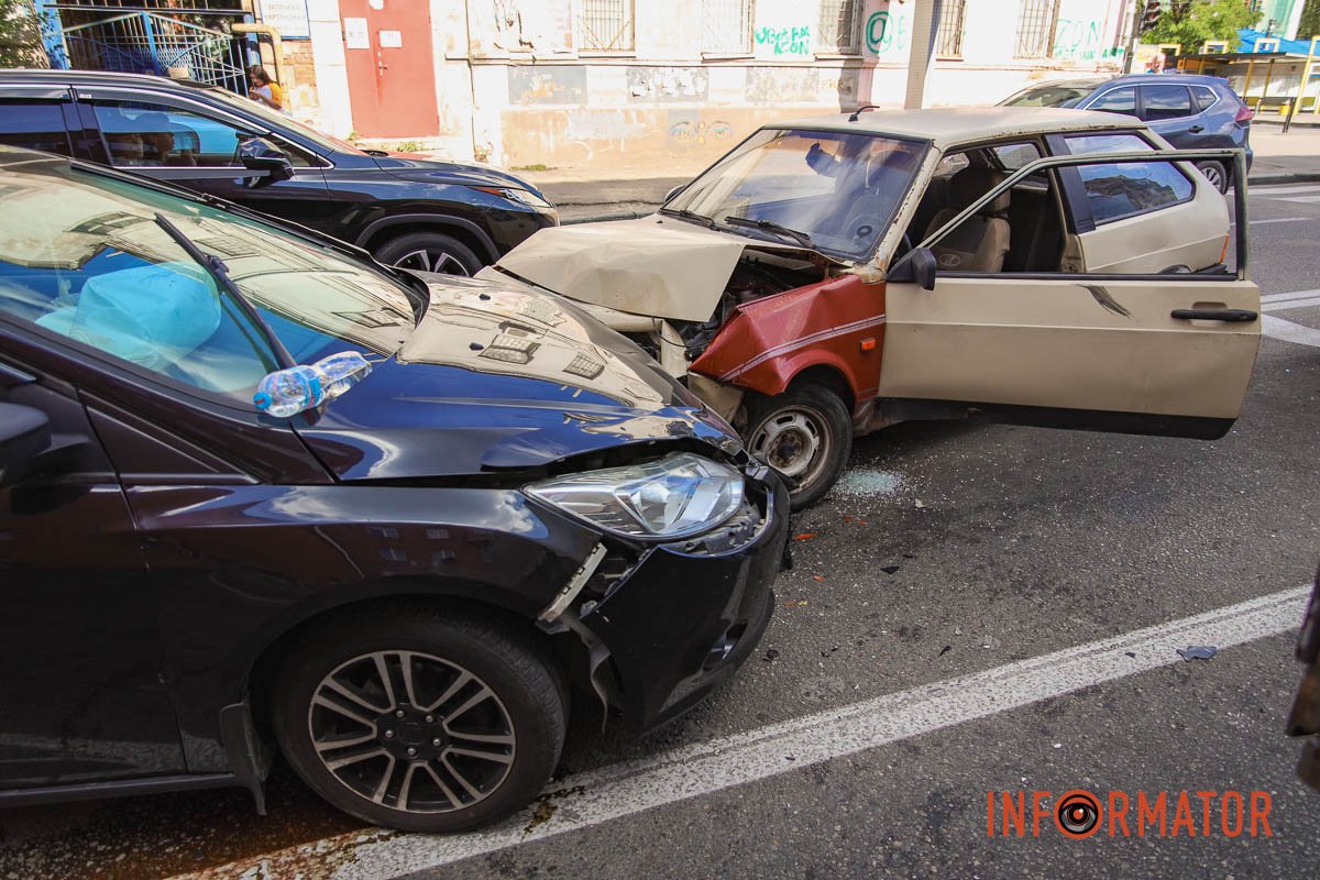 ВАЗ виїхав на зустрічну смугу