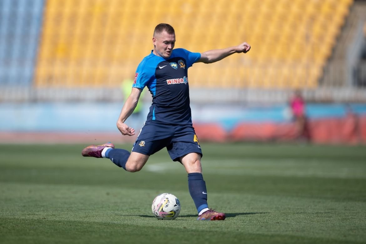 Матч проходив на стадіоні «Авангард» у місті Ужгороді