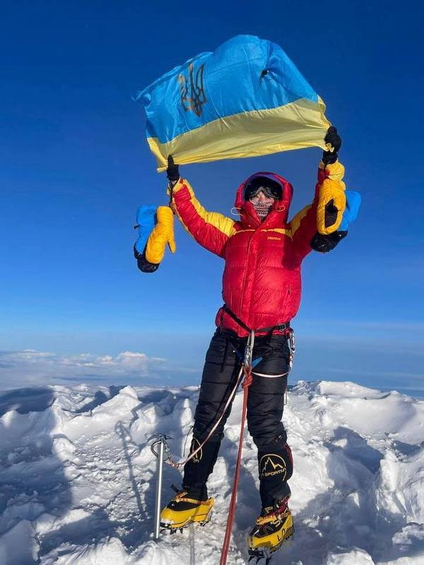 Сильные, свободные, непокоренные Сильные, свободные, непокоренные