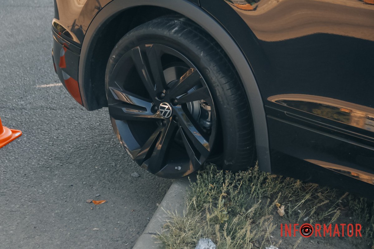 На місце приїхали поліцейські 