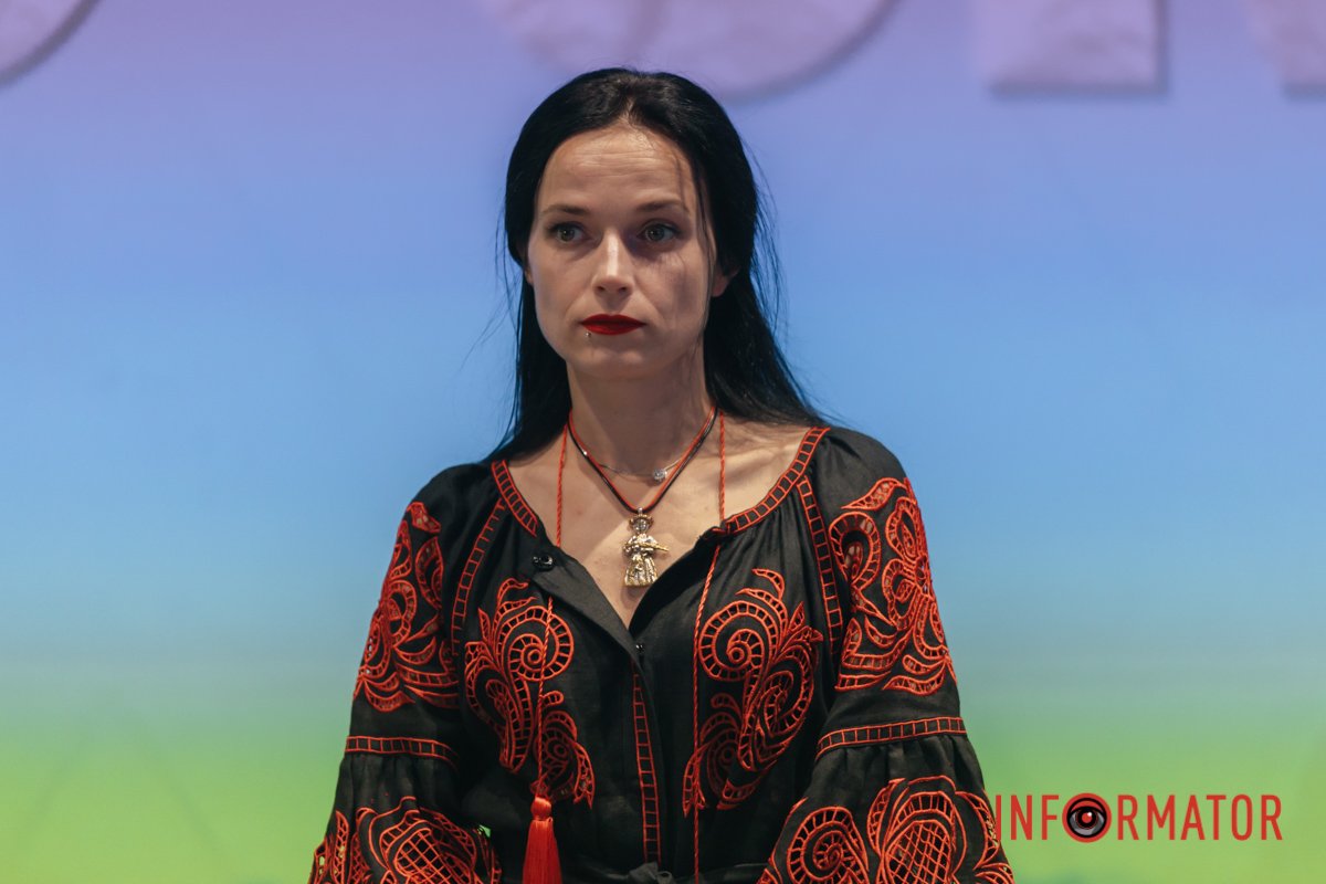 Ювелір та художниця по металу Ірина Губанова