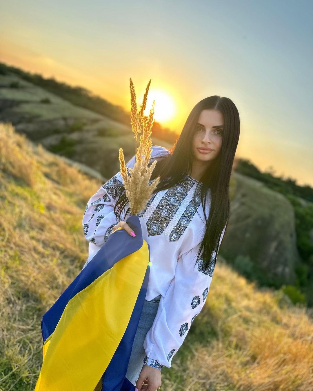 @_ekaterina_antonenko_ @_ekaterina_antonenko_