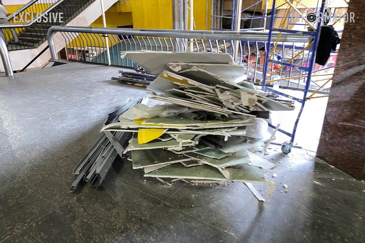 Ліквідацію наслідків прильота продовжують Ліквідацію наслідків прильота продовжують