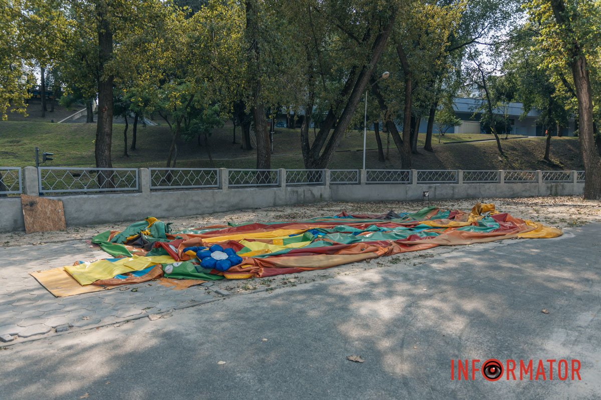 Вандалы посетили детский городок в парке имени Лазаря Глобы