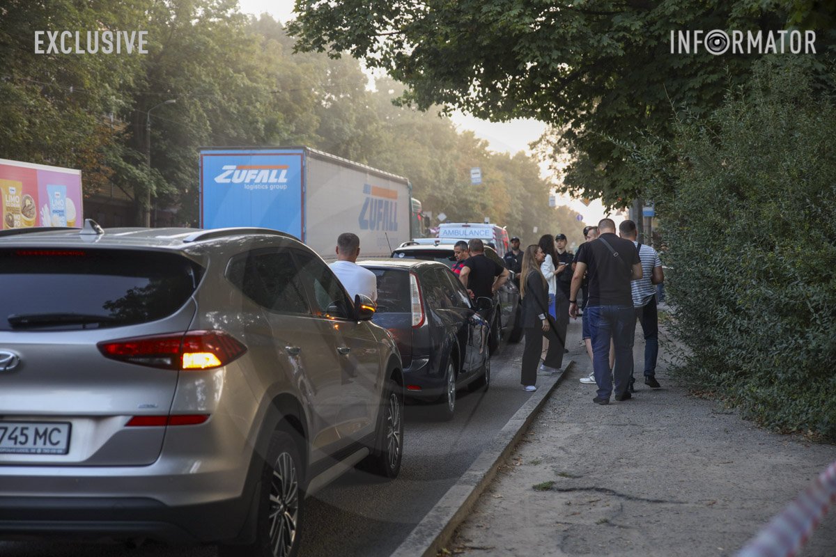 Поліція перекрила проспект Мазепи в напрямку вулиці Київської Поліція перекрила проспект Мазепи в напрямку вулиці Київської