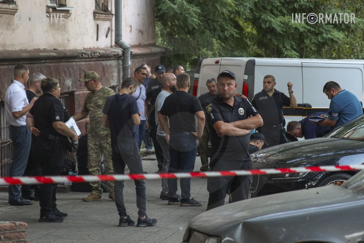 Працює поліція, "швидка" та СМЕ Працює поліція, "швидка" та СМЕ