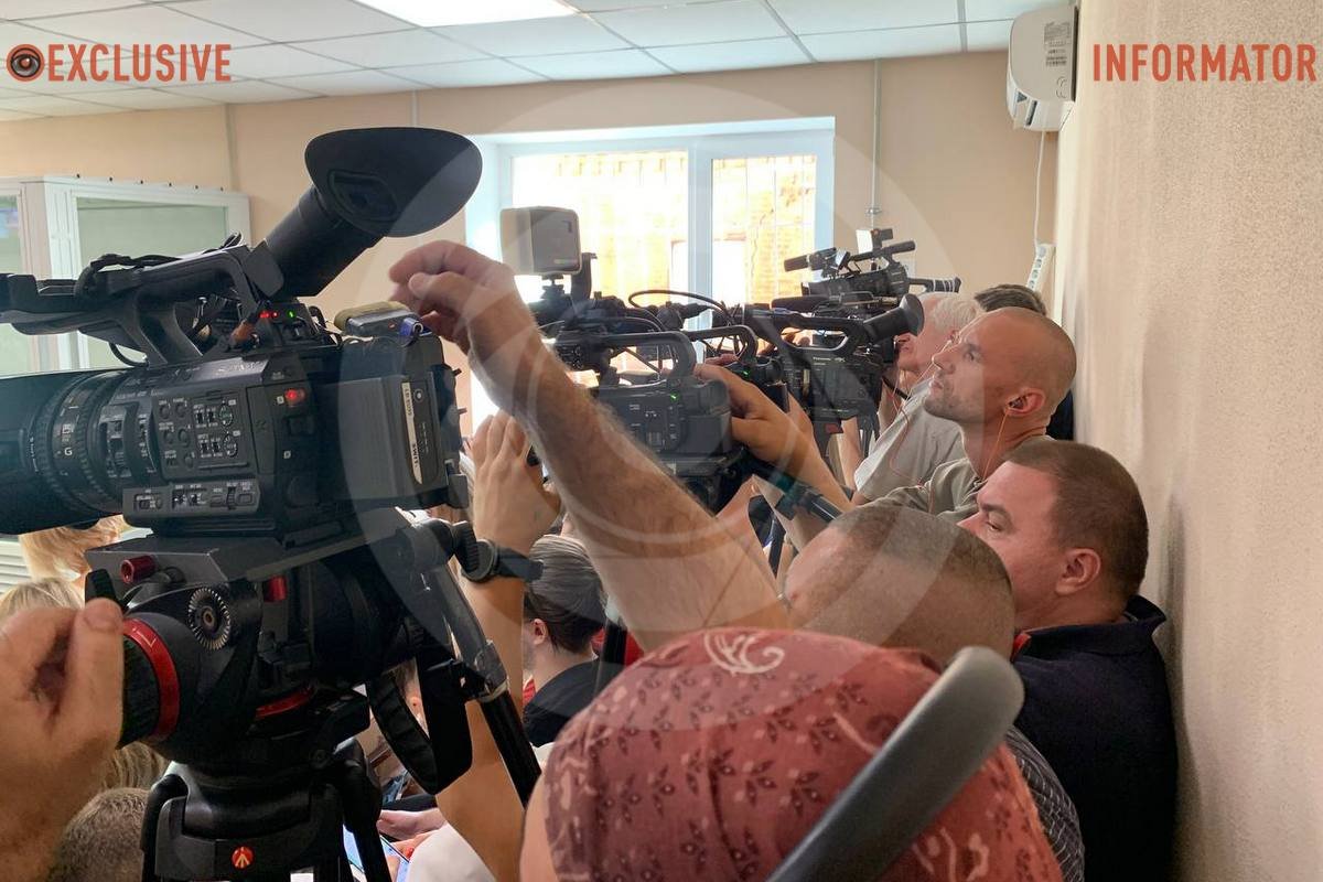 Фото з залу засідання Фото з залу засідання