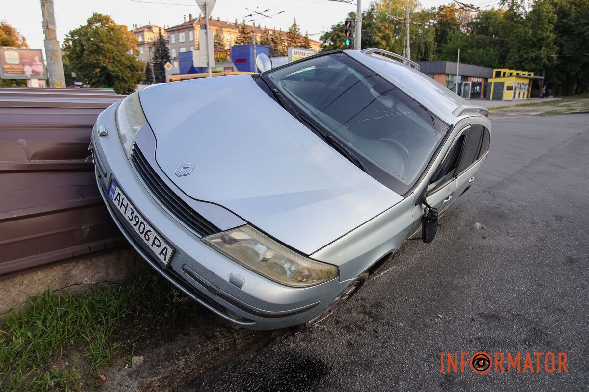 Усі обставини з'ясовуються