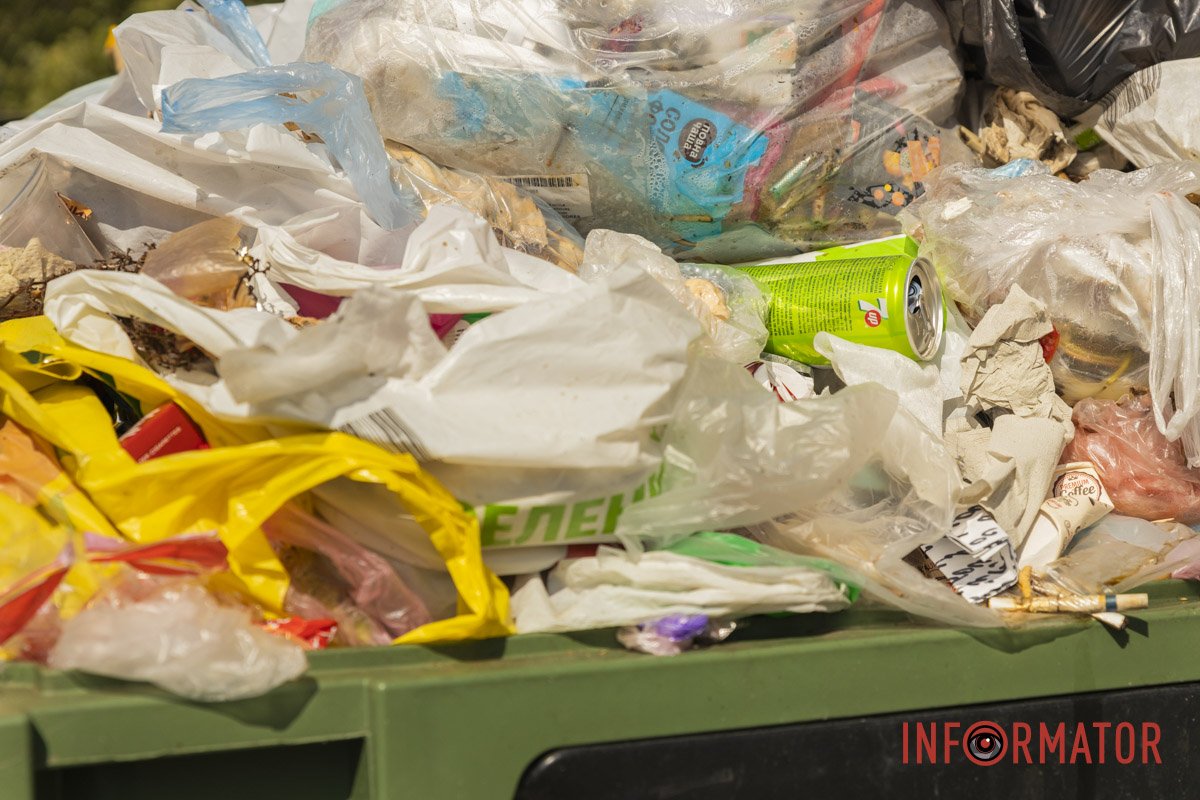 Много мусора Много мусора