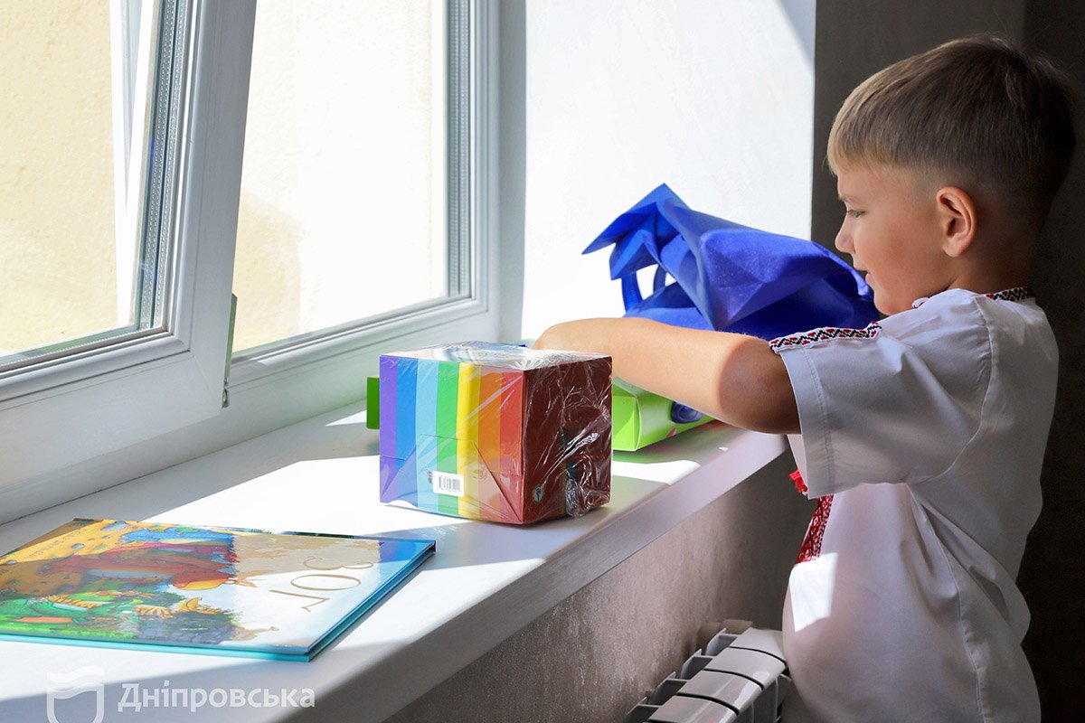"Я хотів би, щоб у цих домівках завжди був дитячий сміх, було щастя", - мер Дніпра