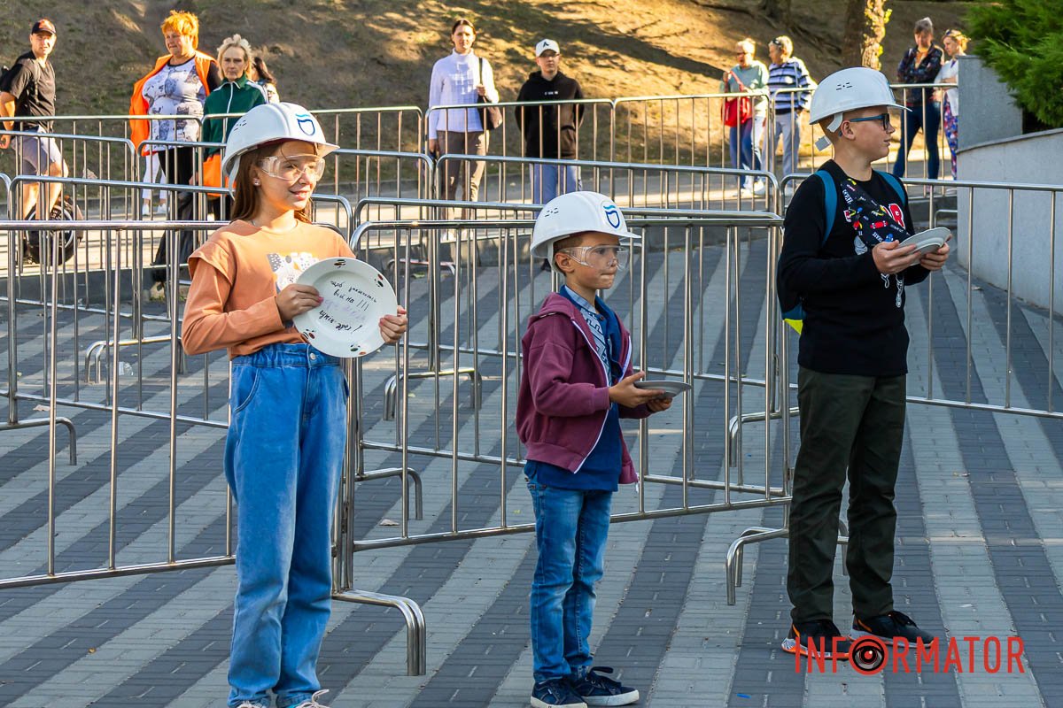 Ти – колиска ніжності й добра.