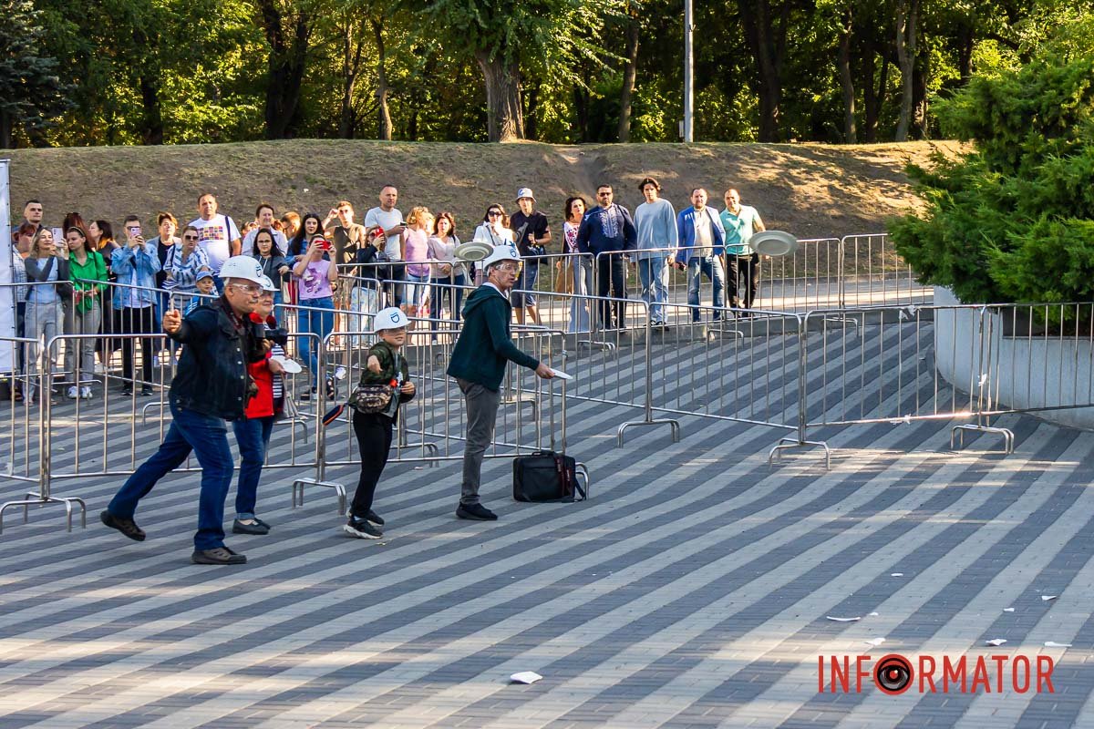 Я тобі любов заборгував,