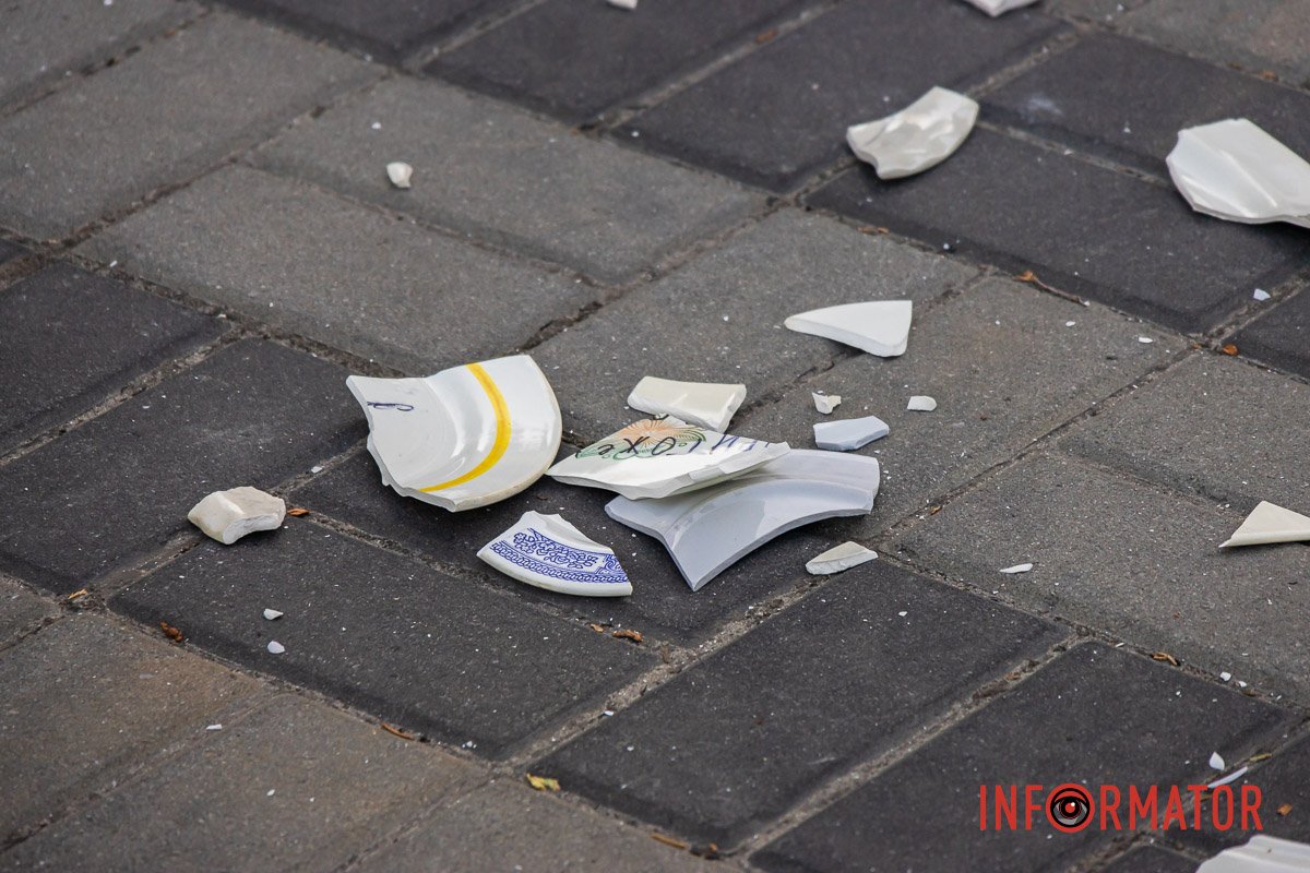 І гнівом повнивсь Ненаситець –