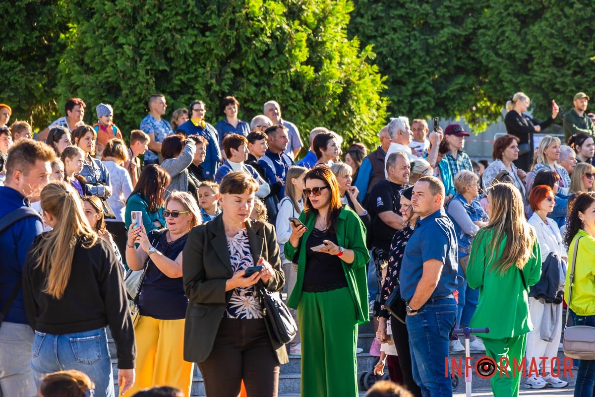 Козачу славу Яворницький