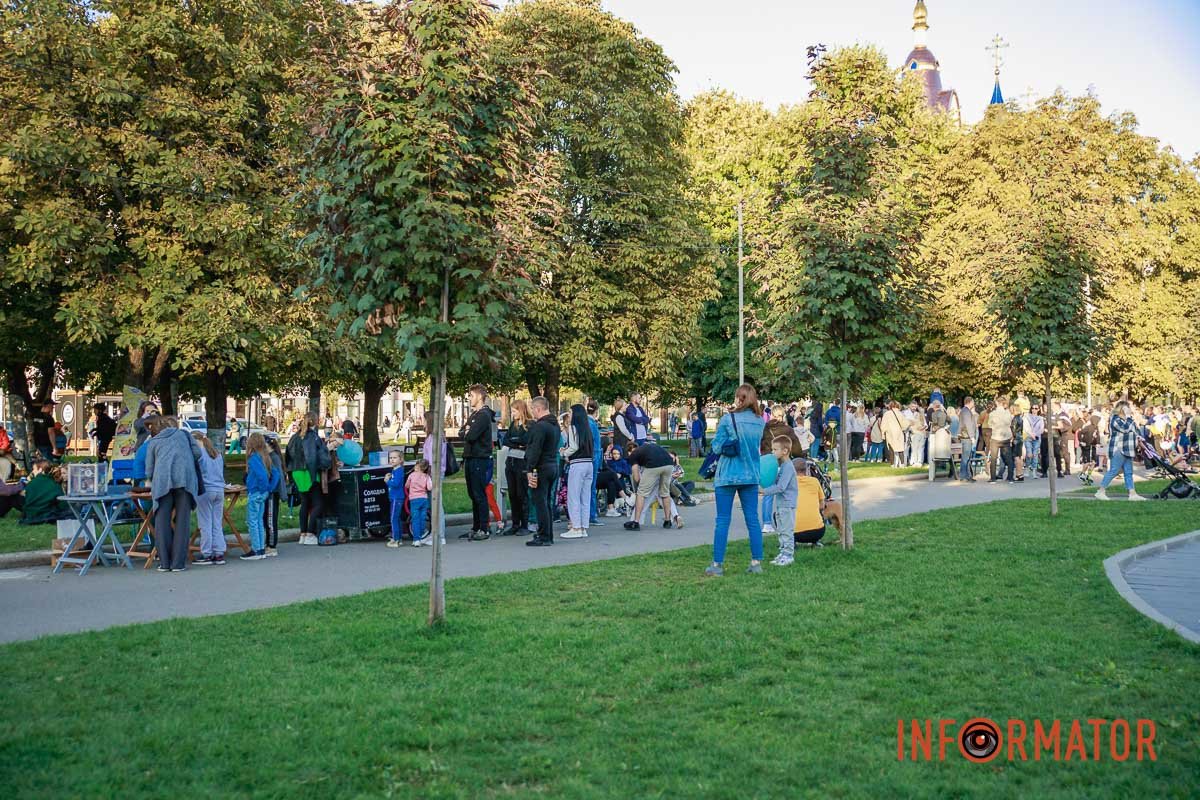 Прийшло чимало людей