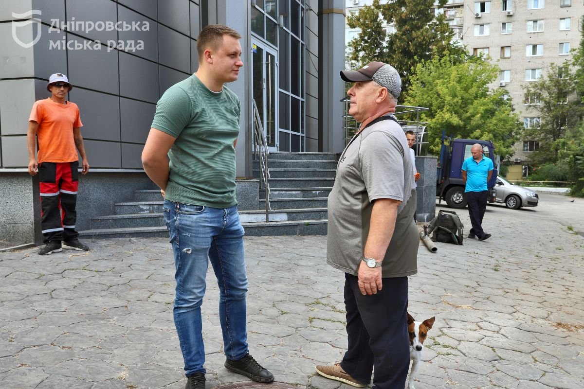 Роботи тут завершать до кінця тижня Роботи тут завершать до кінця тижня