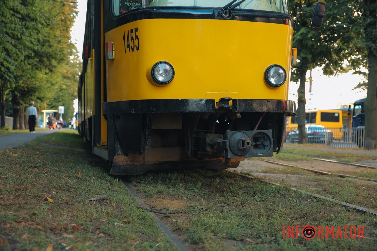 На месте работает следователь. Все обстоятельства происшествия устанавливают