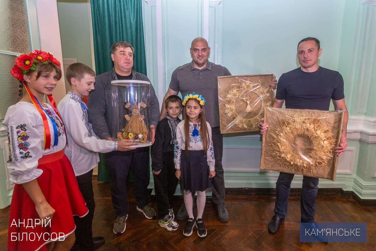 Создан на базе бывшего музея ДМК