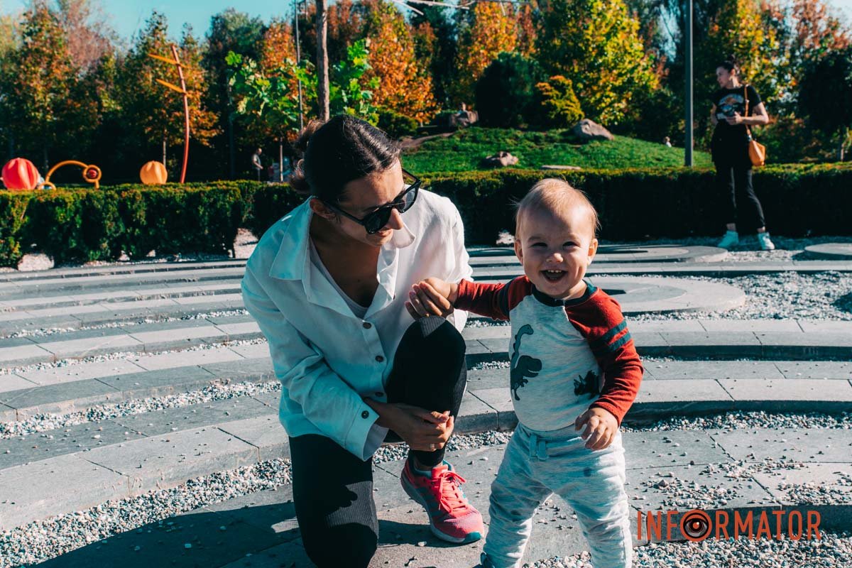 І душу в світлу казочку несе. І душу в світлу казочку несе.