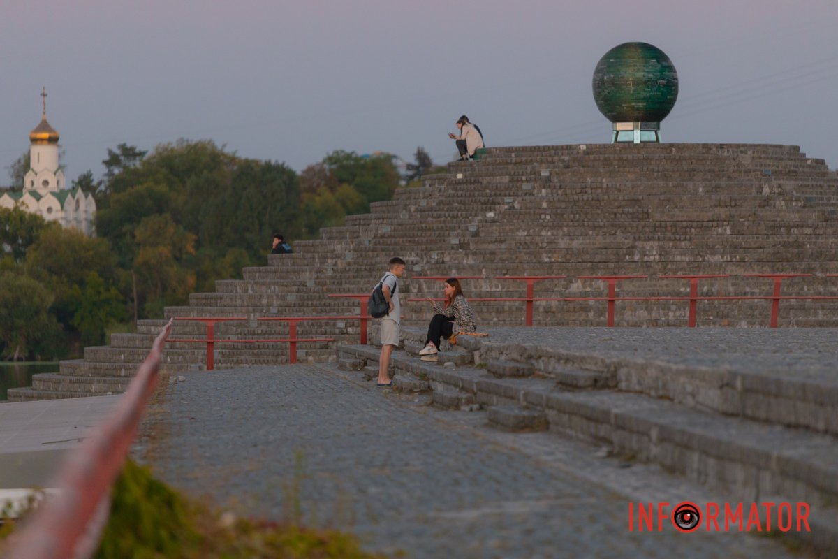 Милуйтесь світом в кожнім новім дні, 