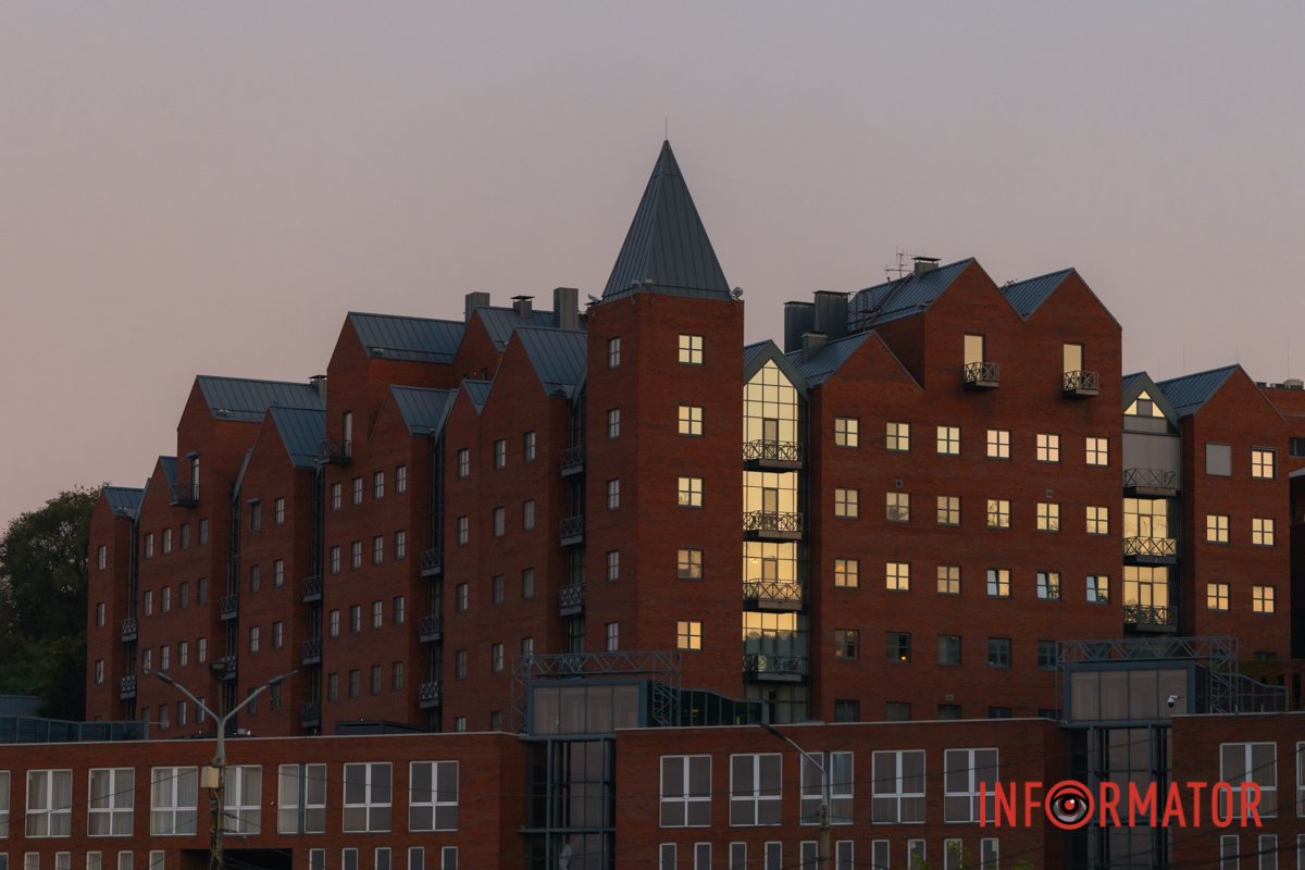 Любіть світанки й ніжність вечорову, 