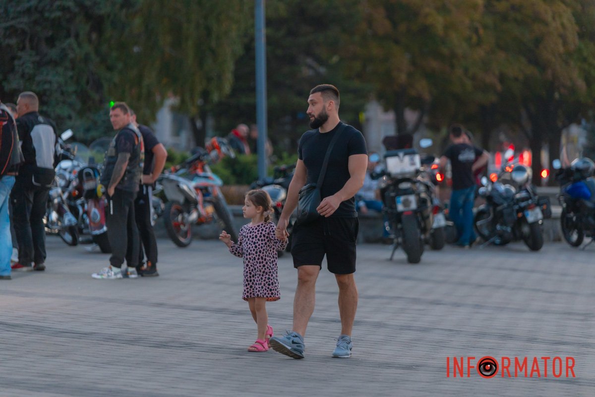 Любіть життя за схід і захід сонця, 