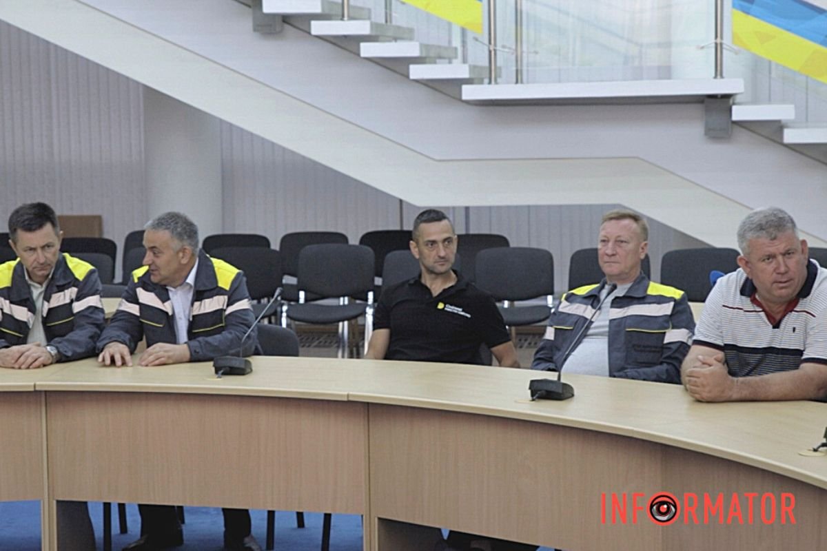 Энергетики региона получили награды Энергетики региона получили награды
