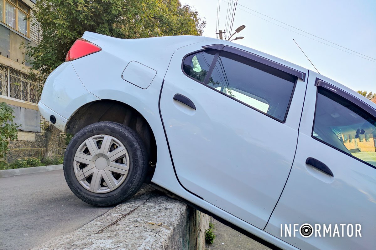 Об этом сообщает Информатор с места происшествия