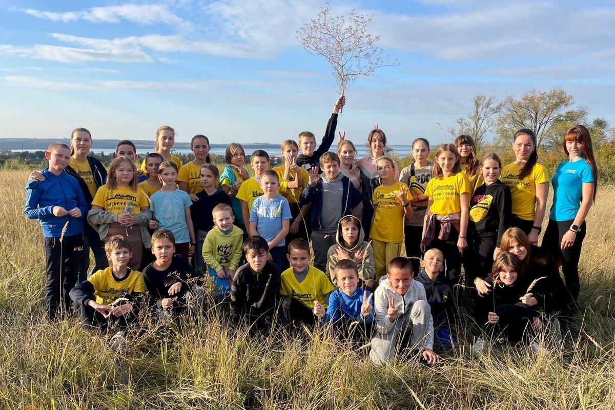 Компания ИНТЕРПАЙП сразу предложила эвакуировать женщин и детей в более безопасное место в области