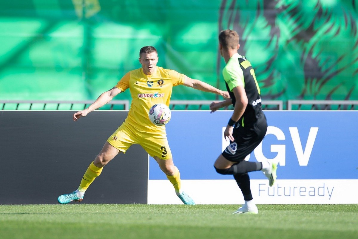 27 вересня СК “Дніпро-1” зіграв проти житомирського “Полісся” в рамках 1/8 фіналу Кубка України