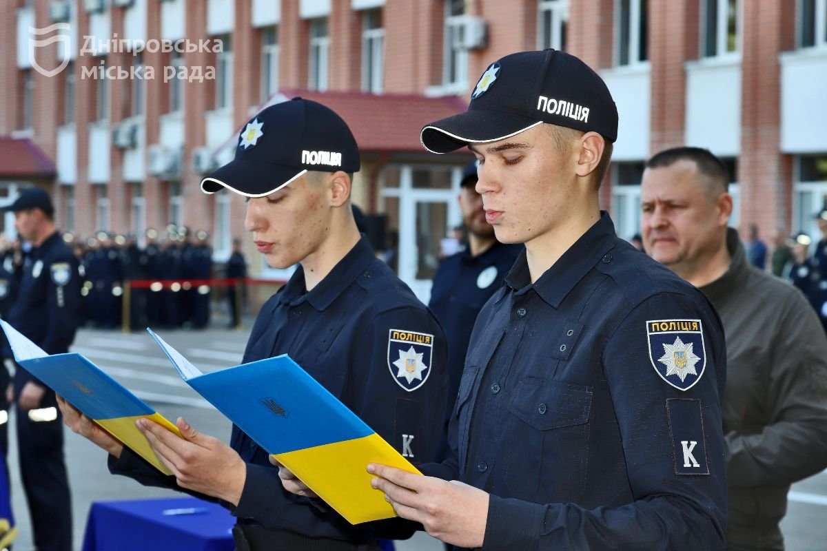 364 курсанти першого курсу Дніпропетровського державного університету внутрішніх справ 364 курсанти першого курсу Дніпропетровського державного університету внутрішніх справ
