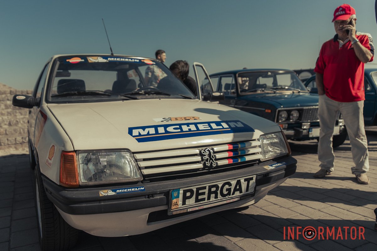 Раритетний "Пежо"