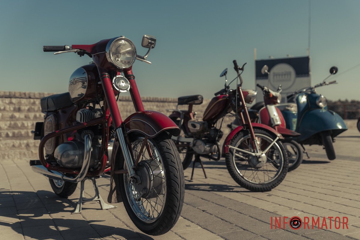 А ви фанат раритетної техніки?