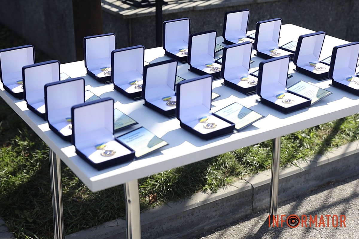 Медалі “Захисник вітчизни”