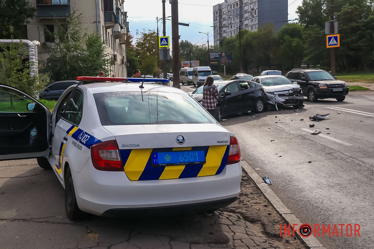 На місці працює слідчий На місці працює слідчий