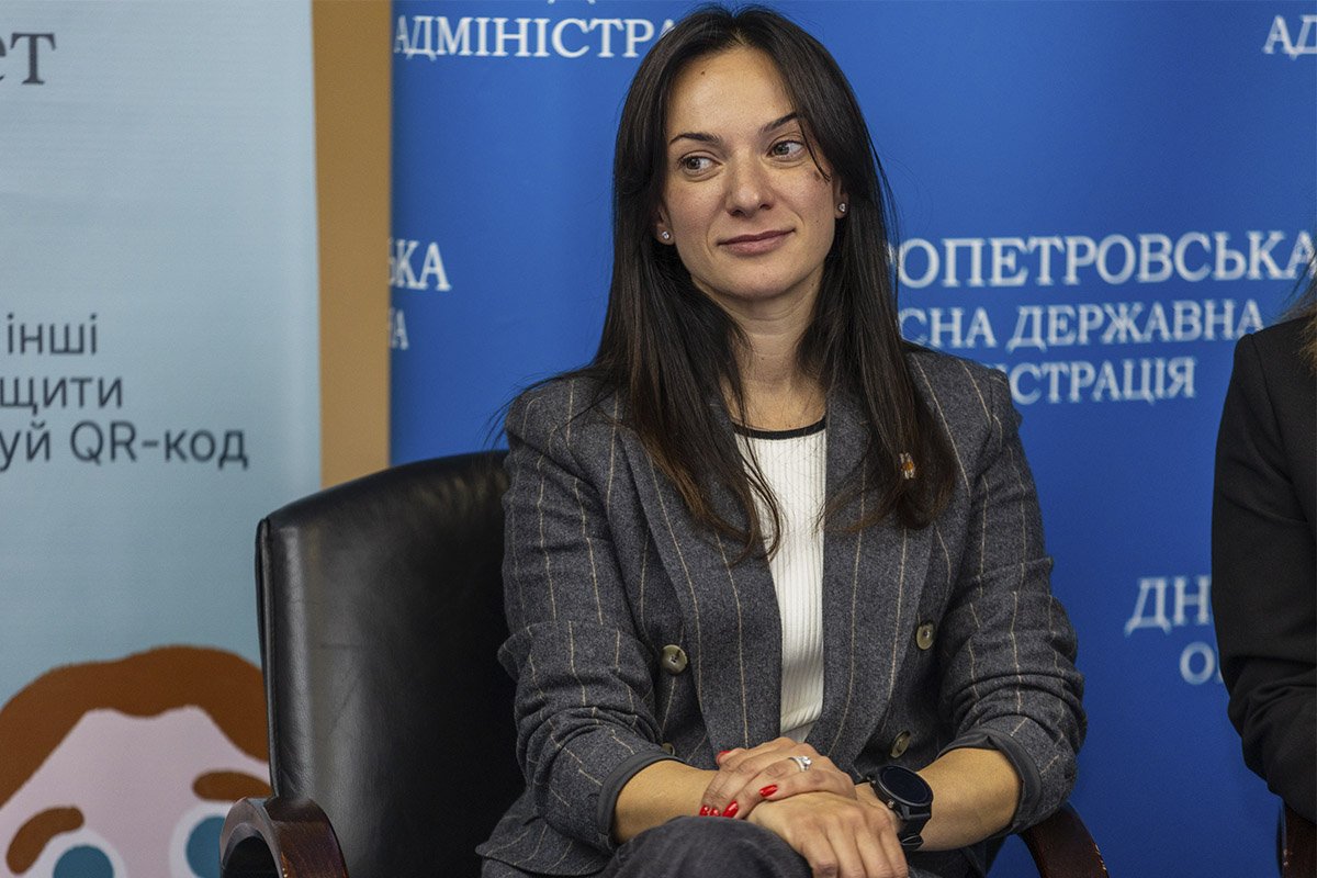 Лідерка руху «Зе-жінки» у Дніпрі Аліада Мансурова Лідерка руху «Зе-жінки» у Дніпрі Аліада Мансурова