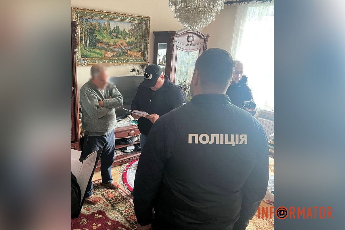 Бывшего командира воинской части из Днепра Александра Водолажского подозревают в превышении служебных полномочий Бывшего командира воинской части из Днепра Александра Водолажского подозревают в превышении служебных полномочий