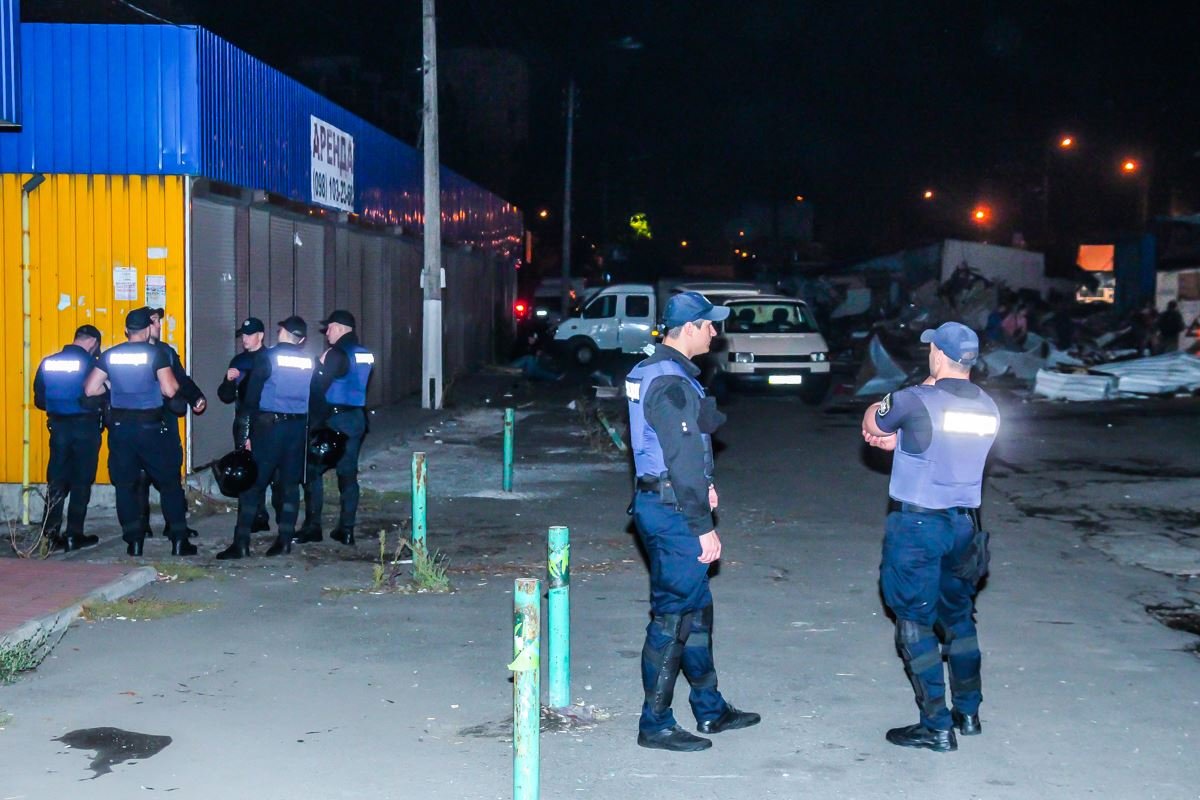 На месте работала усиленная группа патрульной полиции