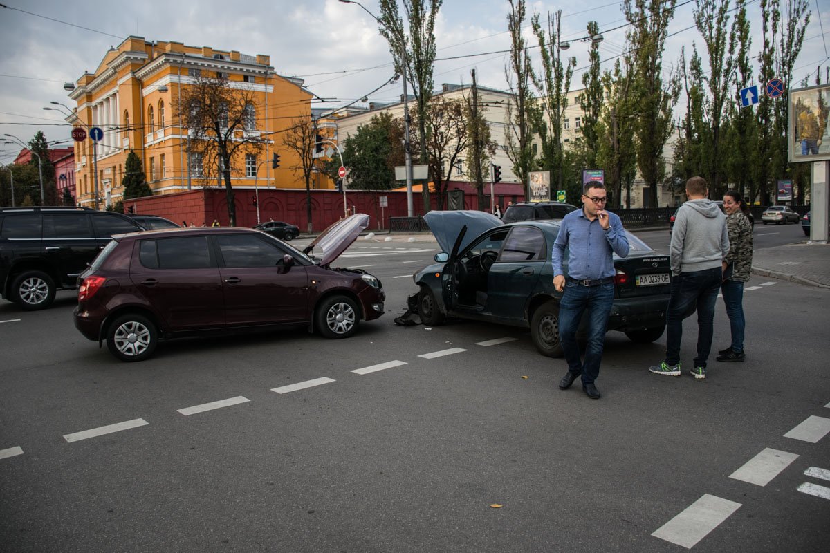 Несмотря на аварию, пробки не образовалось