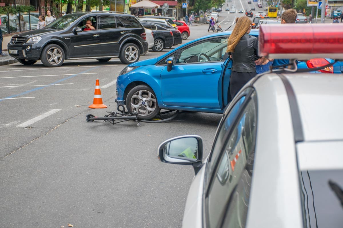На месте работали патрульные