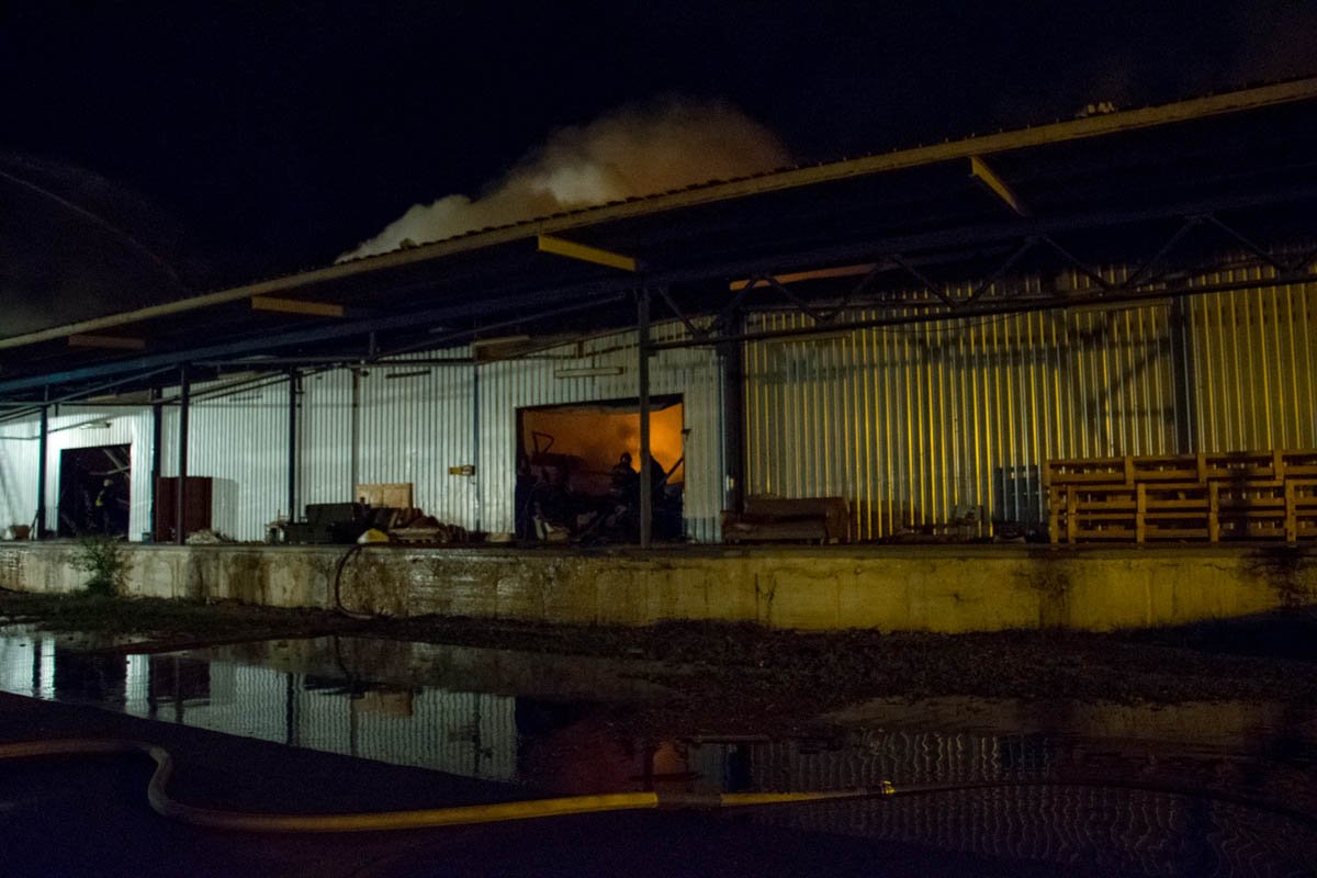 Загорелись полиматериалы