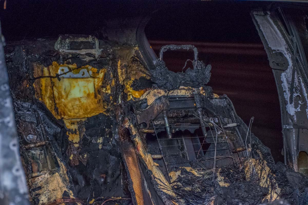 Водитель BMW сбежал до момента взрыва