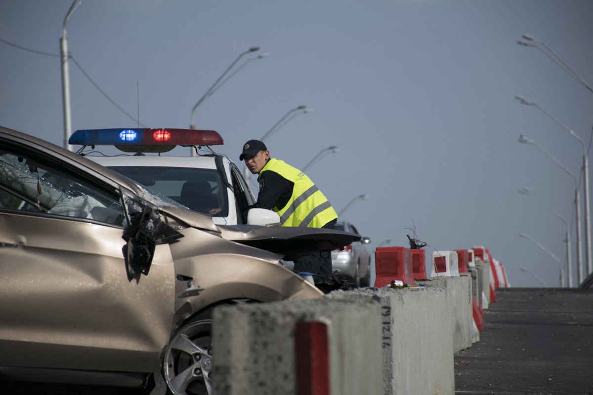 На месте работала полиция
