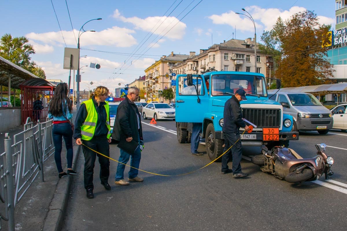 На месте аварии работали патрульные