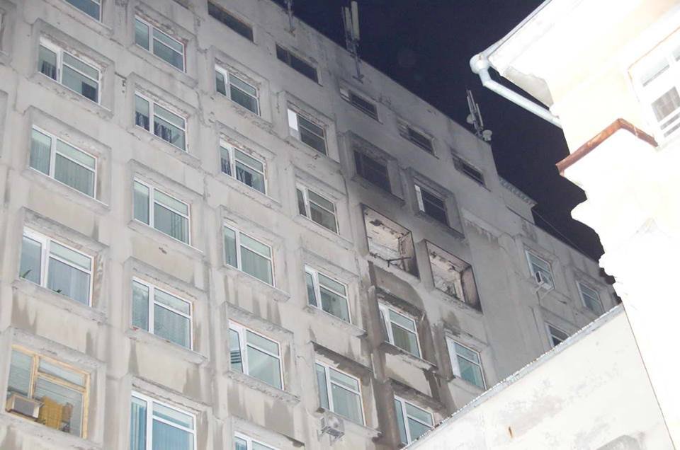 Огонь распространился на 30 квадратных метров