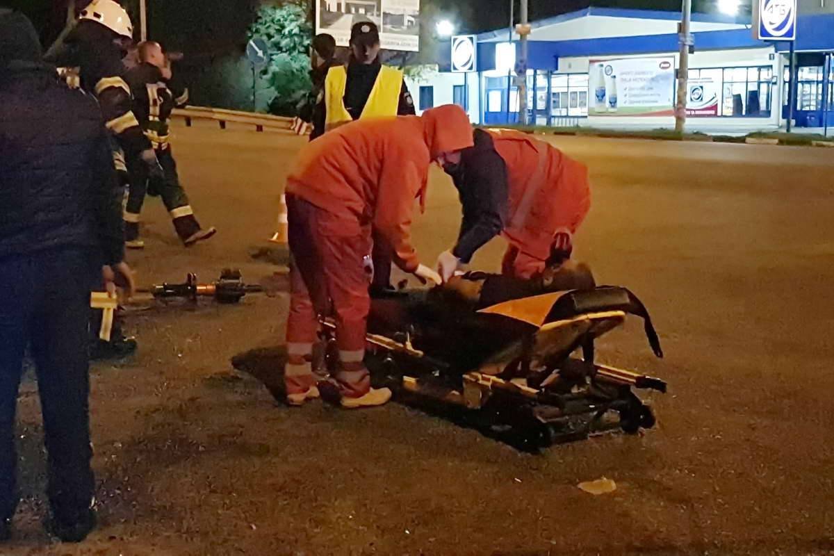 У мужчины открытый перелом ног