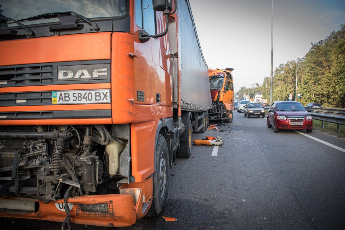 У фур разбита передняя часть